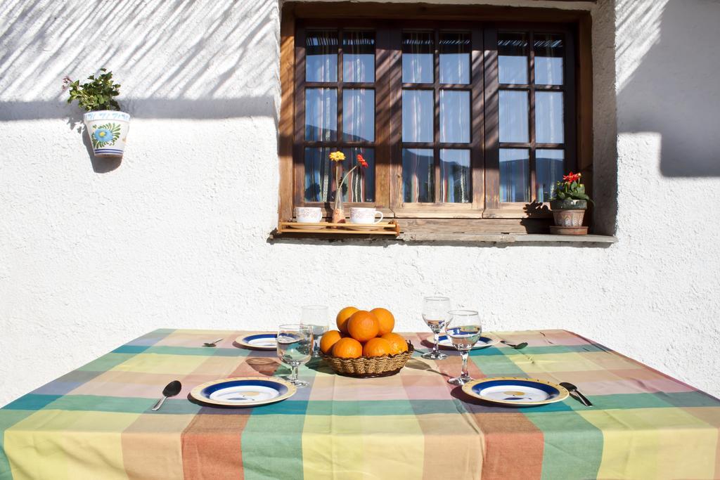 Cortijo Puerta Casas Rurales Orgiva Bilik gambar